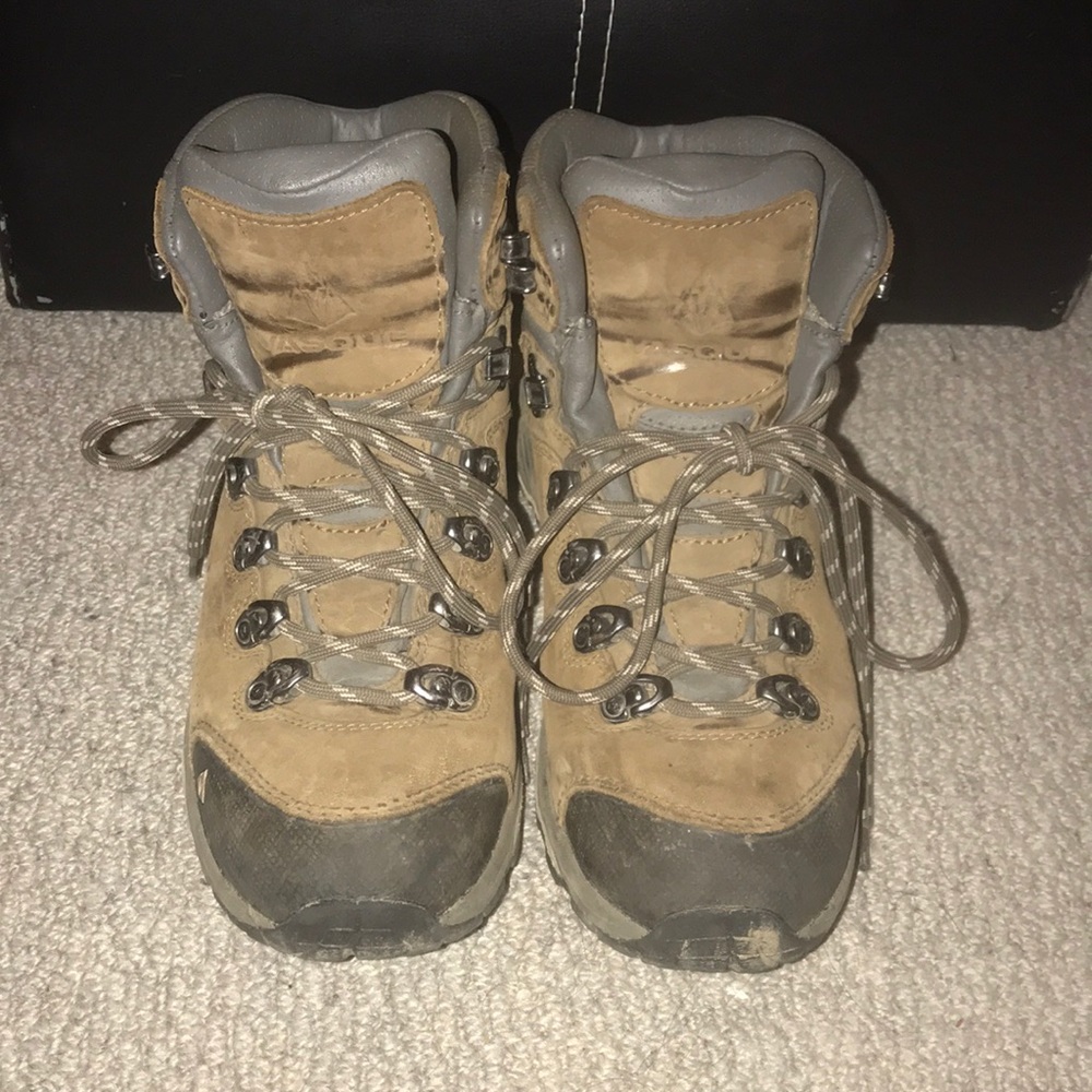 Vasque vibrant hiking boots